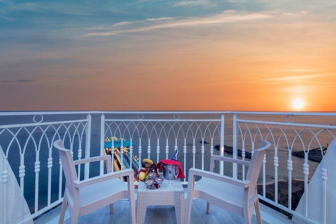 Swarovski Suit Balkon